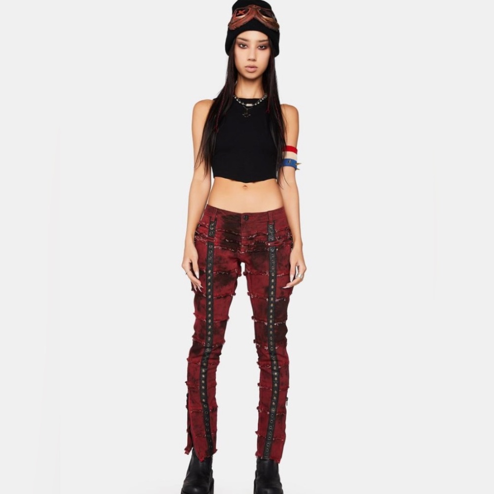 Dark wave red pants